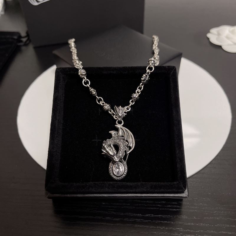 Ch**me He**ts necklaces